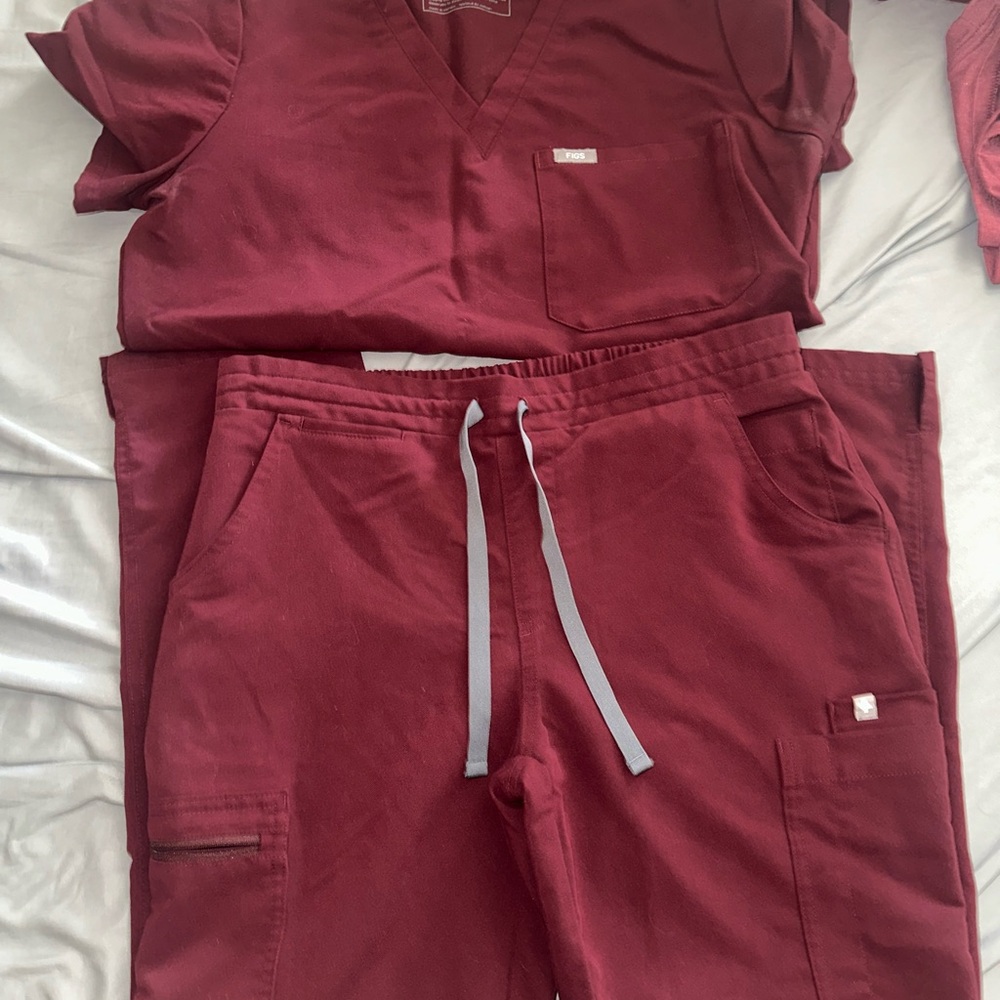 Burgundy Figs Scrub Set with Drawstring Pants
